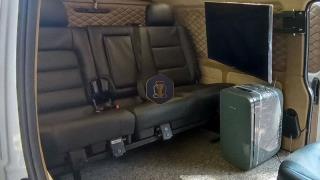 تجهیز کمپر اینرودز- نصب صندلی، یخچال و تلویزیون و سایر تجهیزات